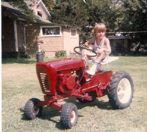 tomwheelhorse84.jpg